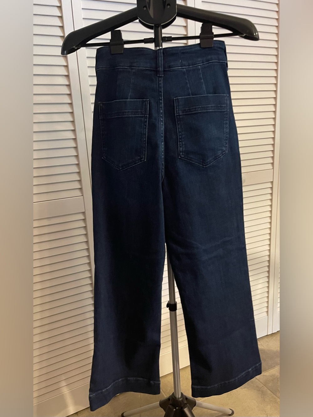NWOT Pilcro Wide-Leg skipper Jeans in Dark Indigo - Picture 4 of 12